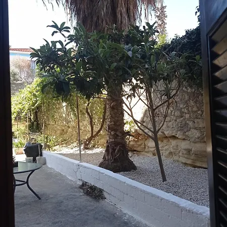 Palm Tree Chania Crete Апартаменти Ханья (Крит)