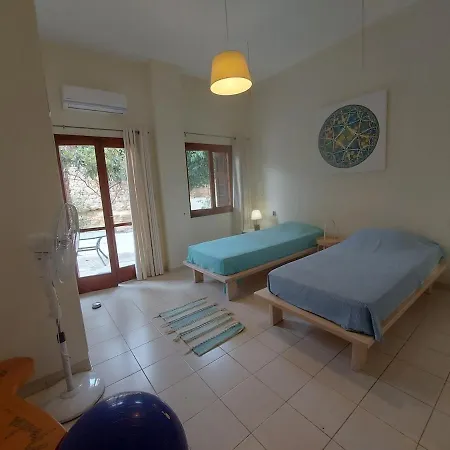 Апартаменти Palm Tree Chania Crete *