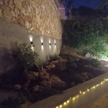 Palm Tree Chania Crete Апартаменти