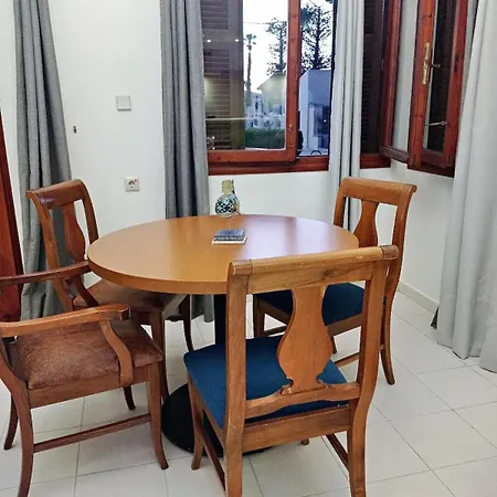 Апартаменти Palm Tree Chania Crete Ханья (Крит)